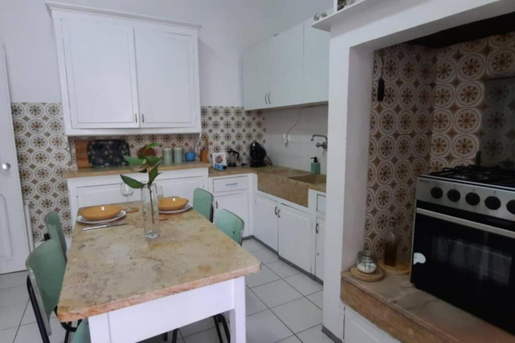Charming Sunny Terrace / One Bedroom Apartment 리스본 외부 사진